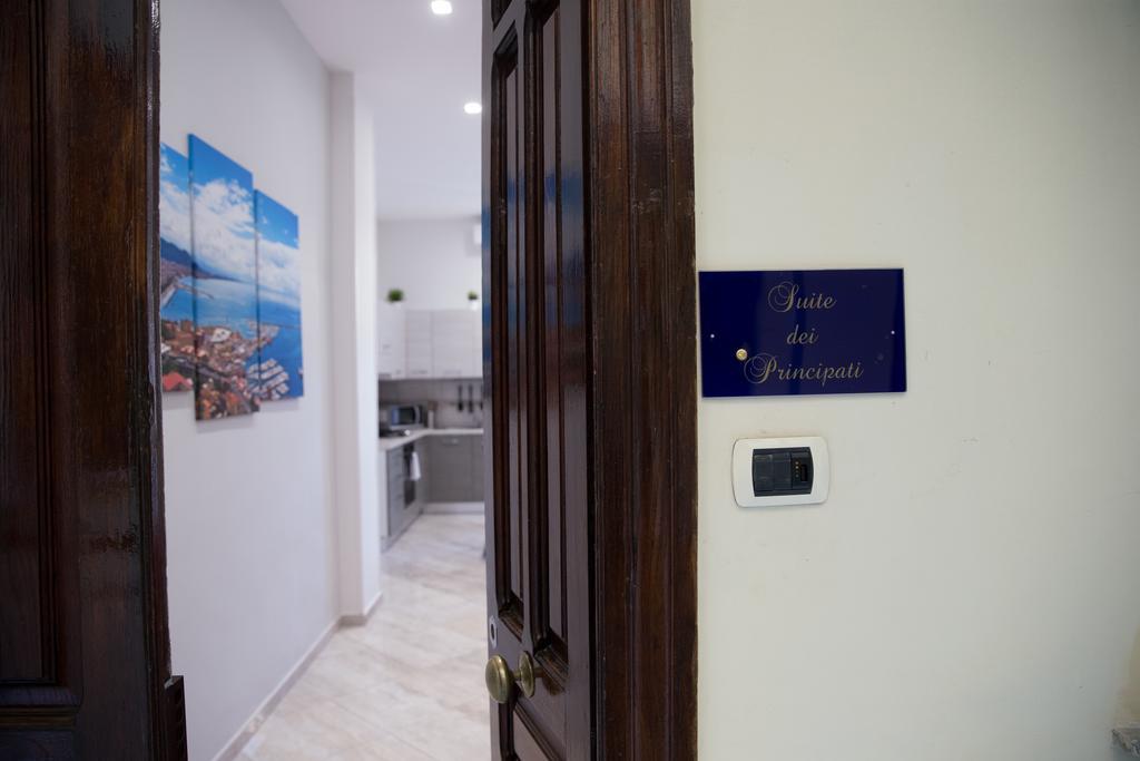 Suite Dei Principati Salerno Ngoại thất bức ảnh